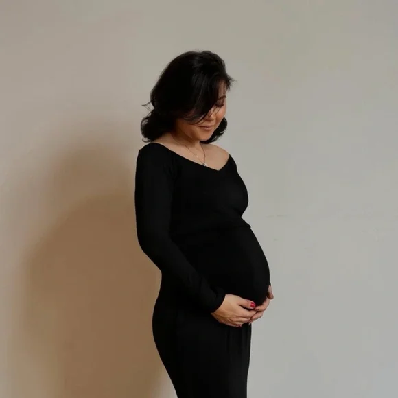 Chic Black Long Sleeve Maternity Dress - Picture 5 of 13